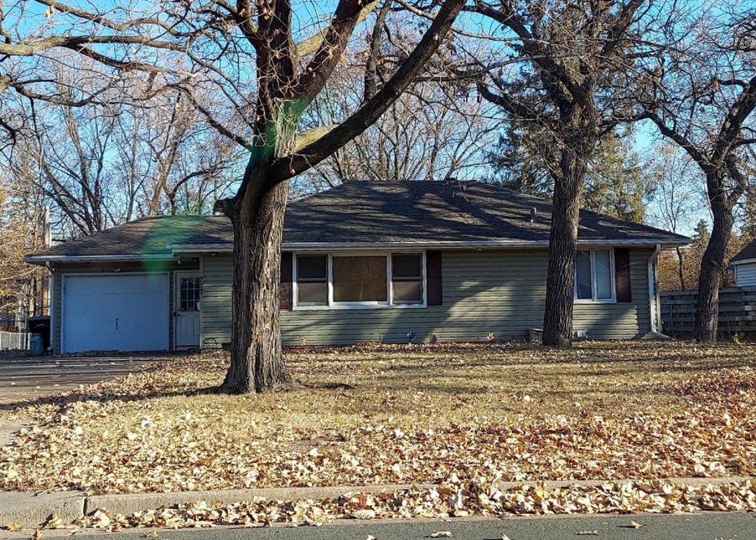 Oakwood Dr, Anoka, MN 55303 #1