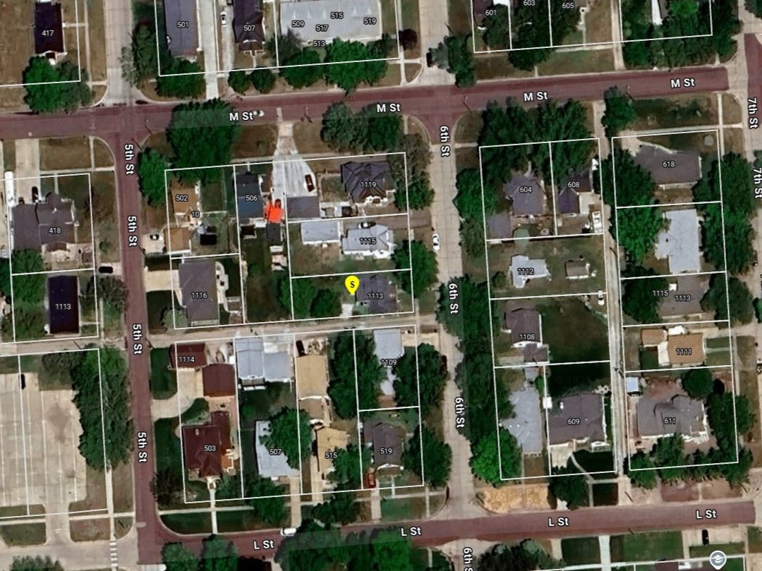 6th St, Aurora, NE 68818