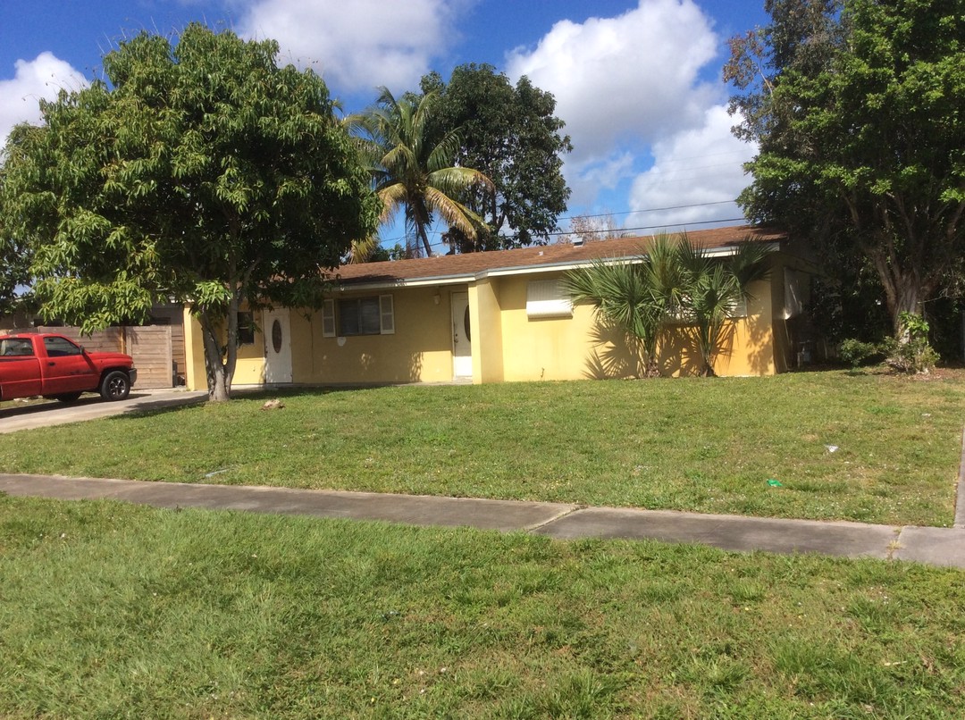 Westover Rd, West Palm Beach, FL 33417