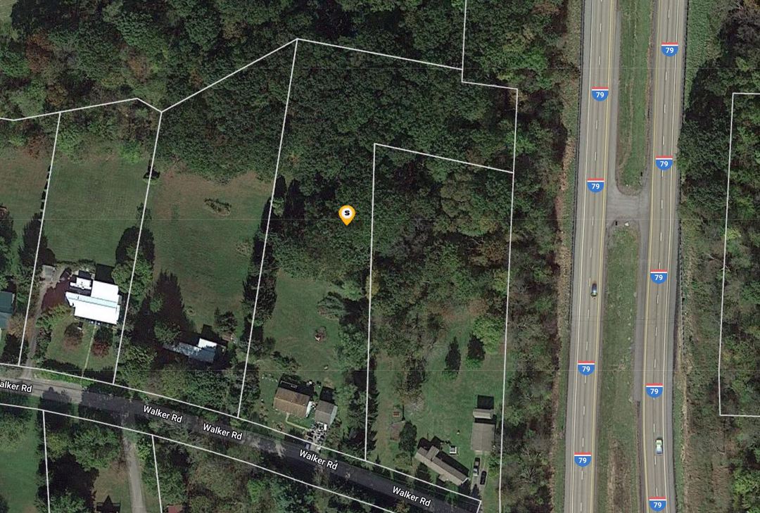 Walker Rd, Prospect, PA 16052