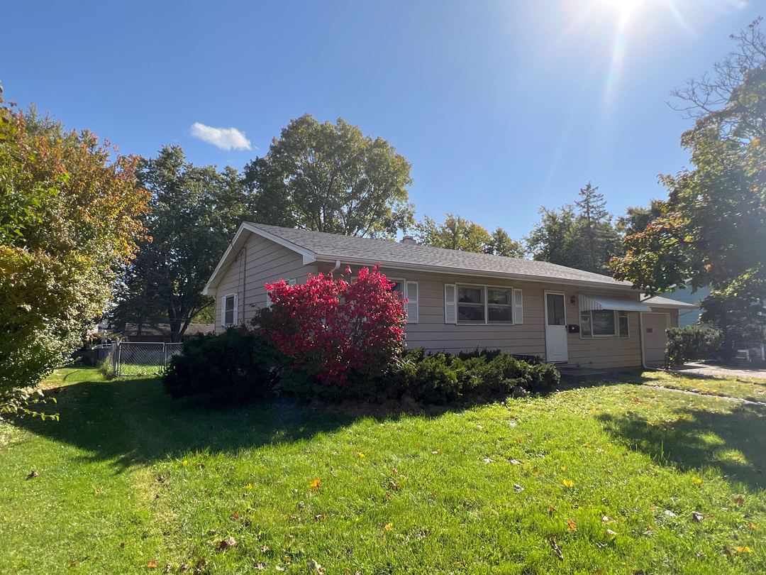 Mclean Blvd, Elgin, IL 60123 #1