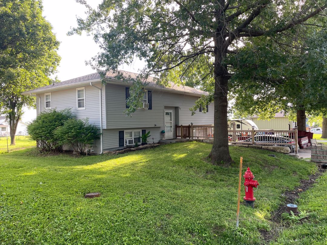 Sellers Pl, Lathrop, MO 64465 #1