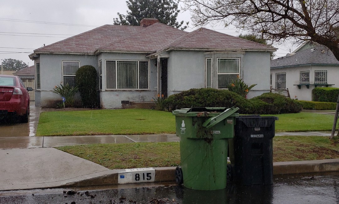 109th Pl, Los Angeles, CA 90044
