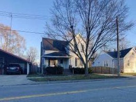 Henry St, Bay City, MI 48706