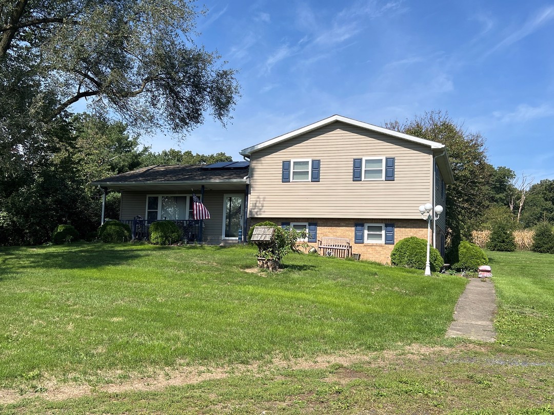 Middle Rd, Catawissa, PA 17820