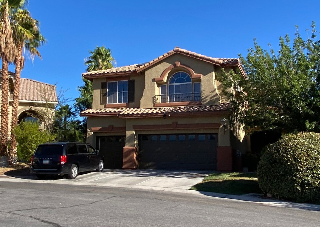 Royal Pine Ave, Las Vegas, NV 89144