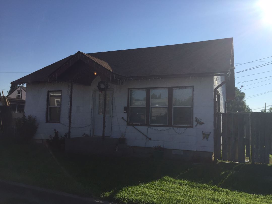 Folsom Ave, Yakima, WA 98902