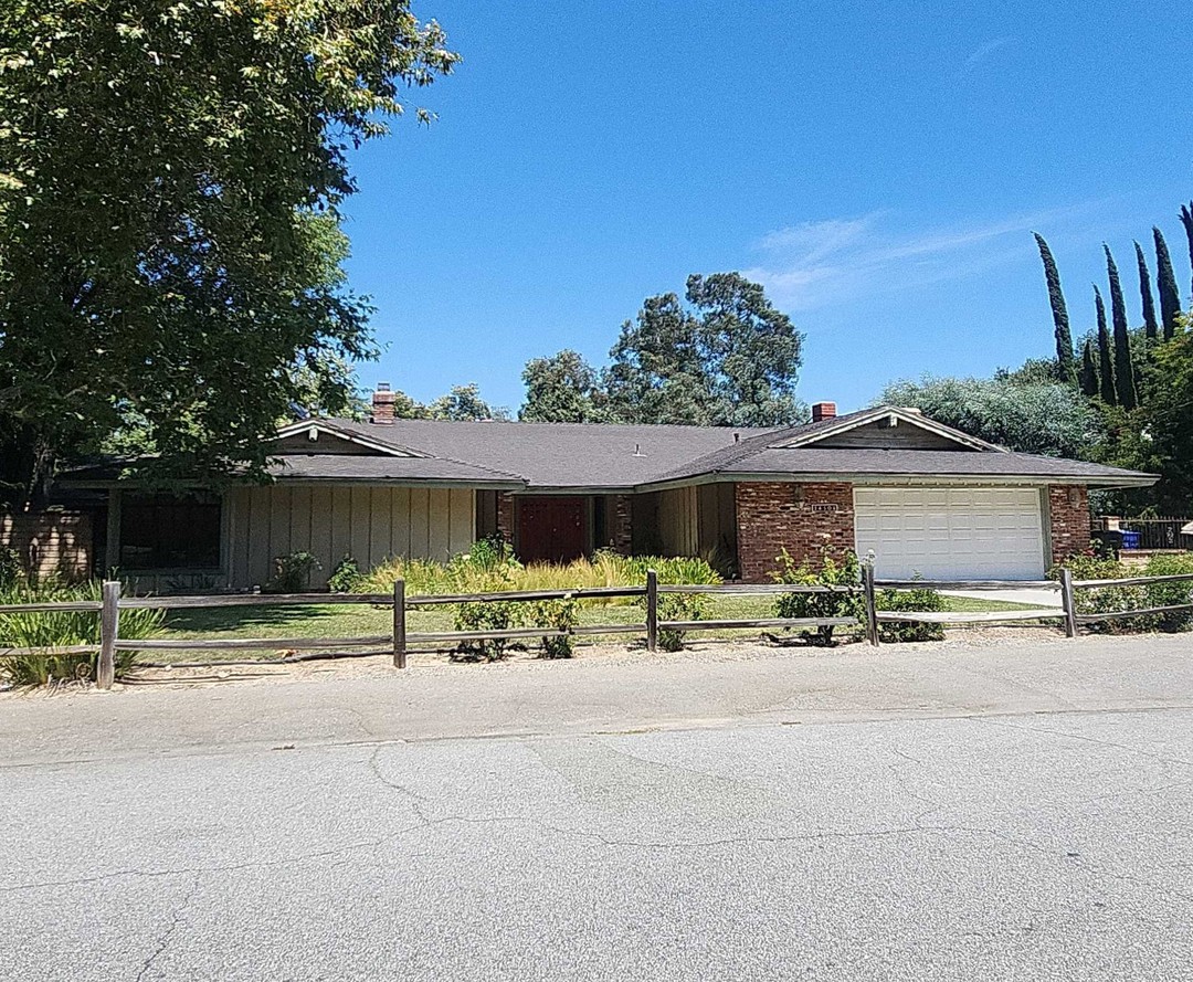 Wayman St, Newhall, CA 91321 #1