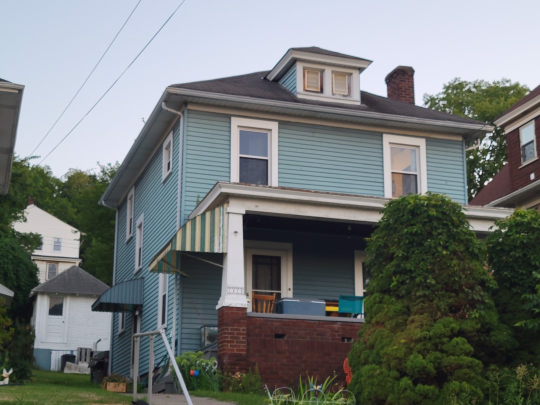 Vance Ave, Coraopolis, PA 15108