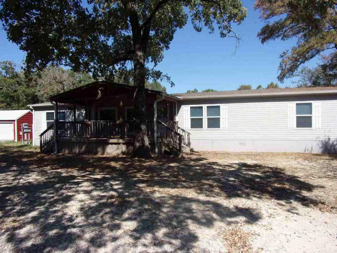 Henderson County property