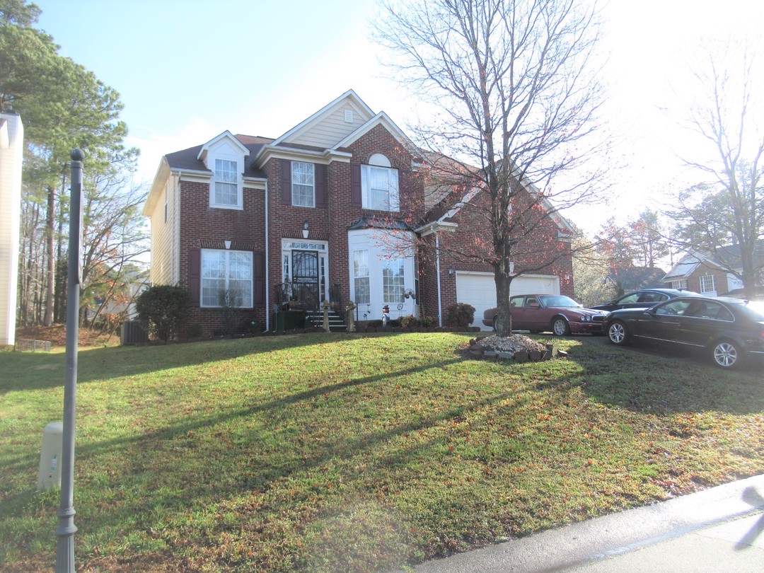 Walden Ridge Dr, Charlotte, NC 28216 #1