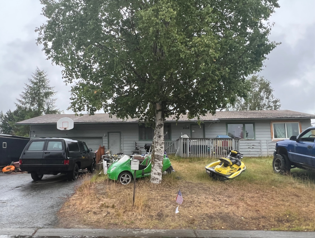 Flamingo Dr, Anchorage, AK 99502