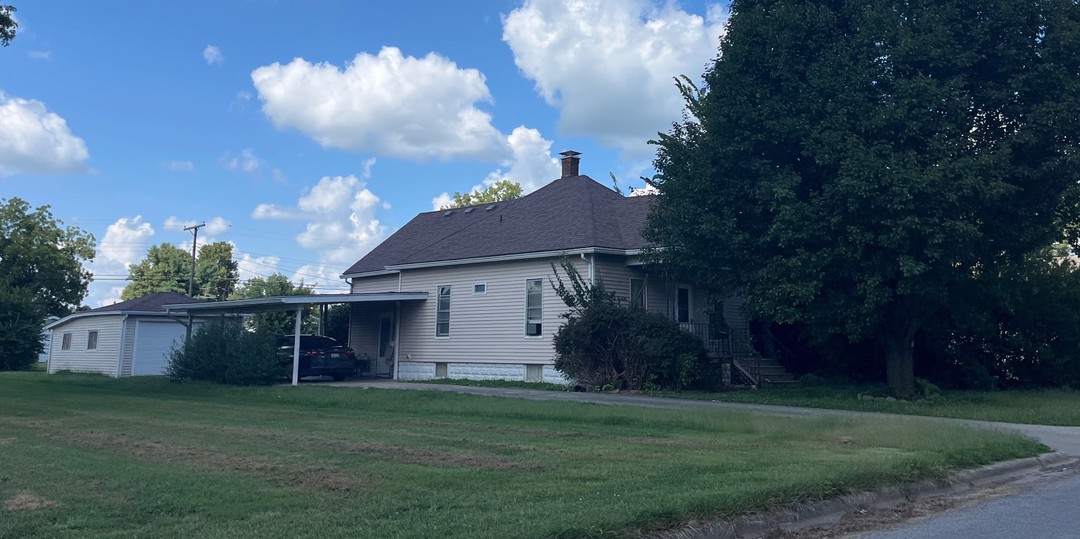 Park Ave, Gillespie, IL 62033 #1