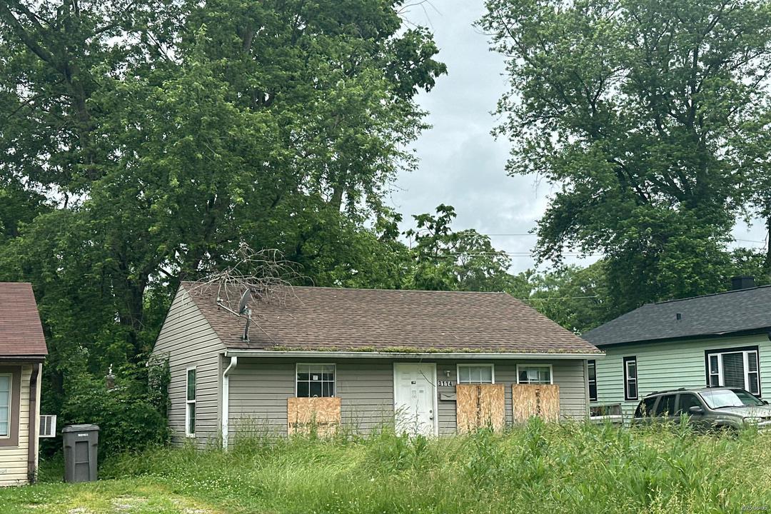 Adams St, Indianapolis, IN 46218 #1