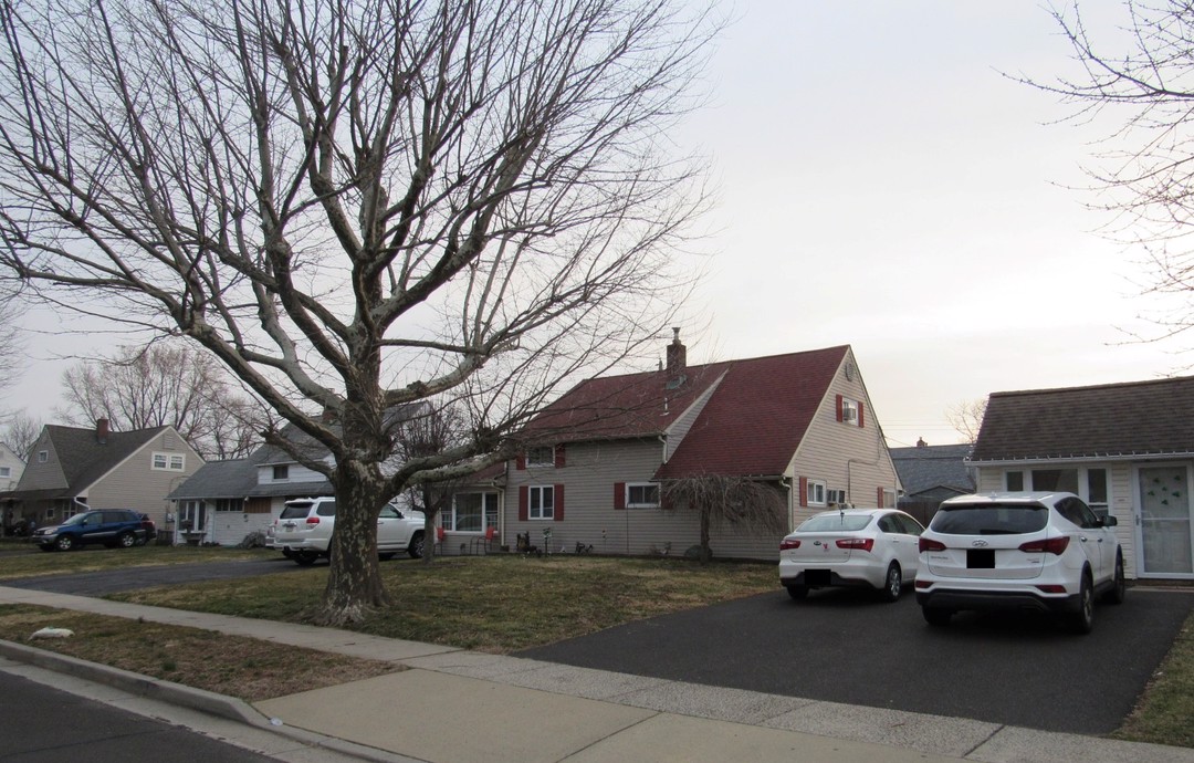 18 Newberry Lane, Levittown, PA 19054 ServiceLink Auction