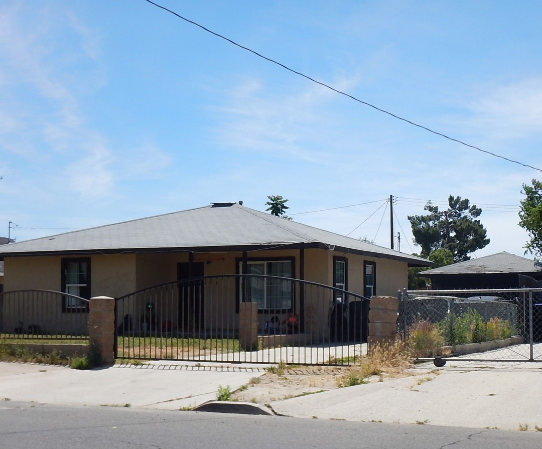 Palm Ave, Hemet, CA 92543 #1