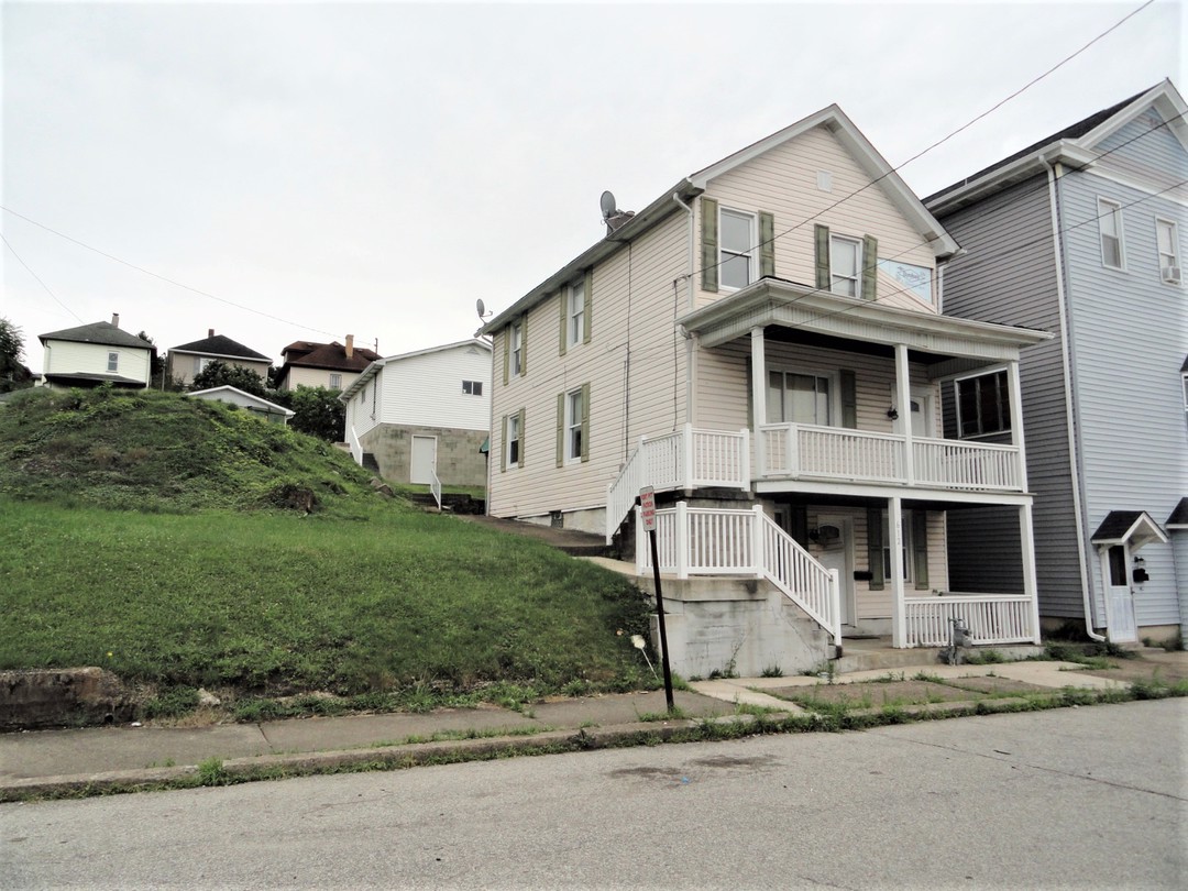 3rd St, Jeannette, PA 15644 #1