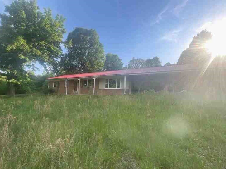 Muhlenberg County property