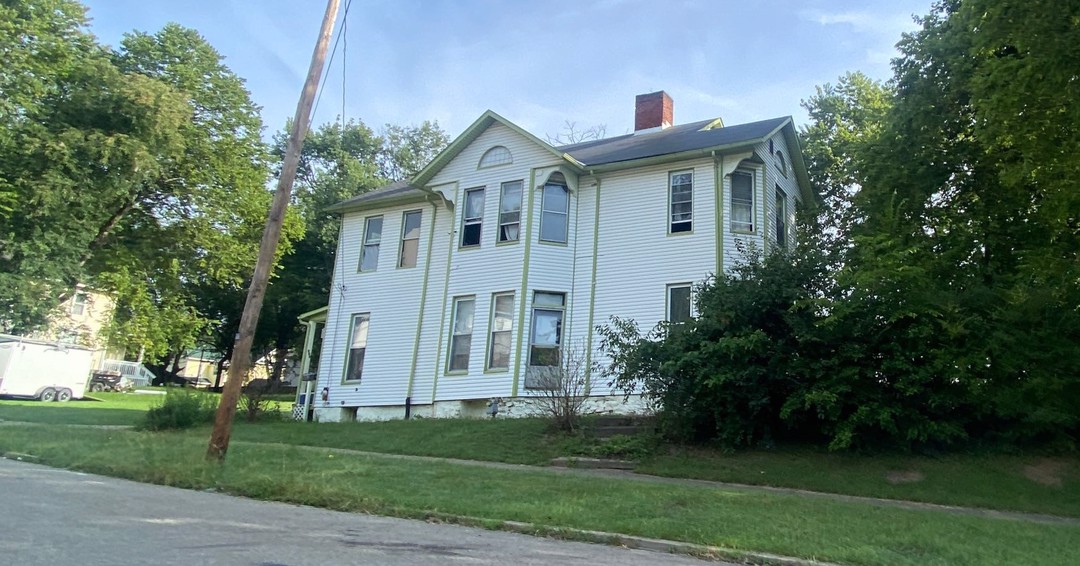 Roosevelt Ave, Zanesville, OH 43701 #1