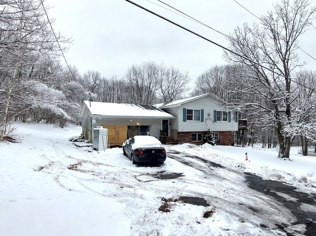 801 Elkview Dr, Clifford Twp, PA 18421 ServiceLink Auction