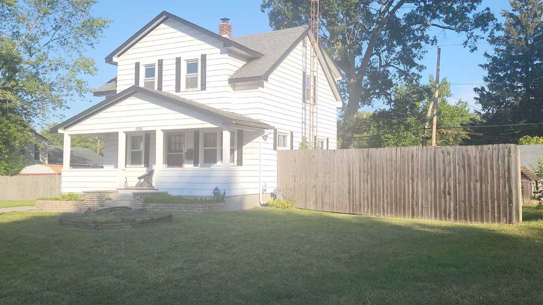 Eldora Dr, Toledo, OH 43613