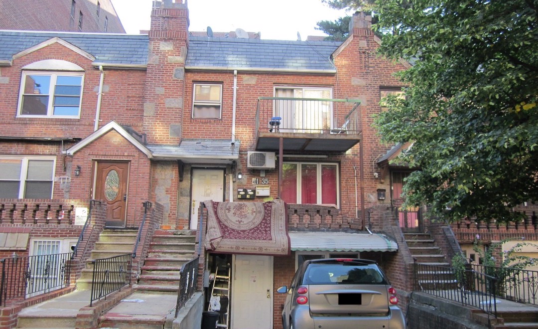 50th St, Woodside, NY 11377