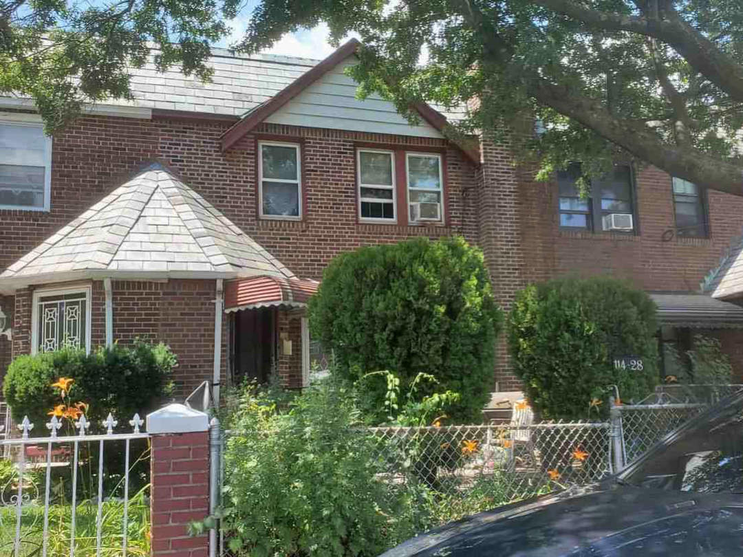 11428 198th St, Saint Albans, NY 11412 ServiceLink Auction