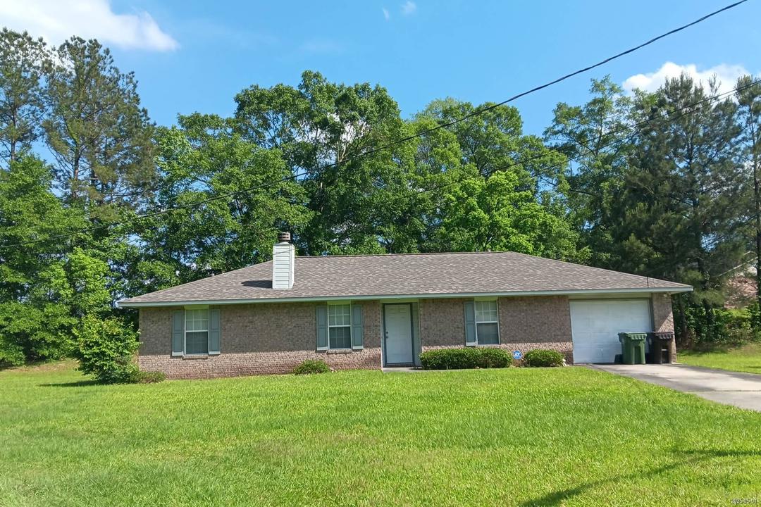 Pawnee Cir, Hattiesburg, MS 39401 #1