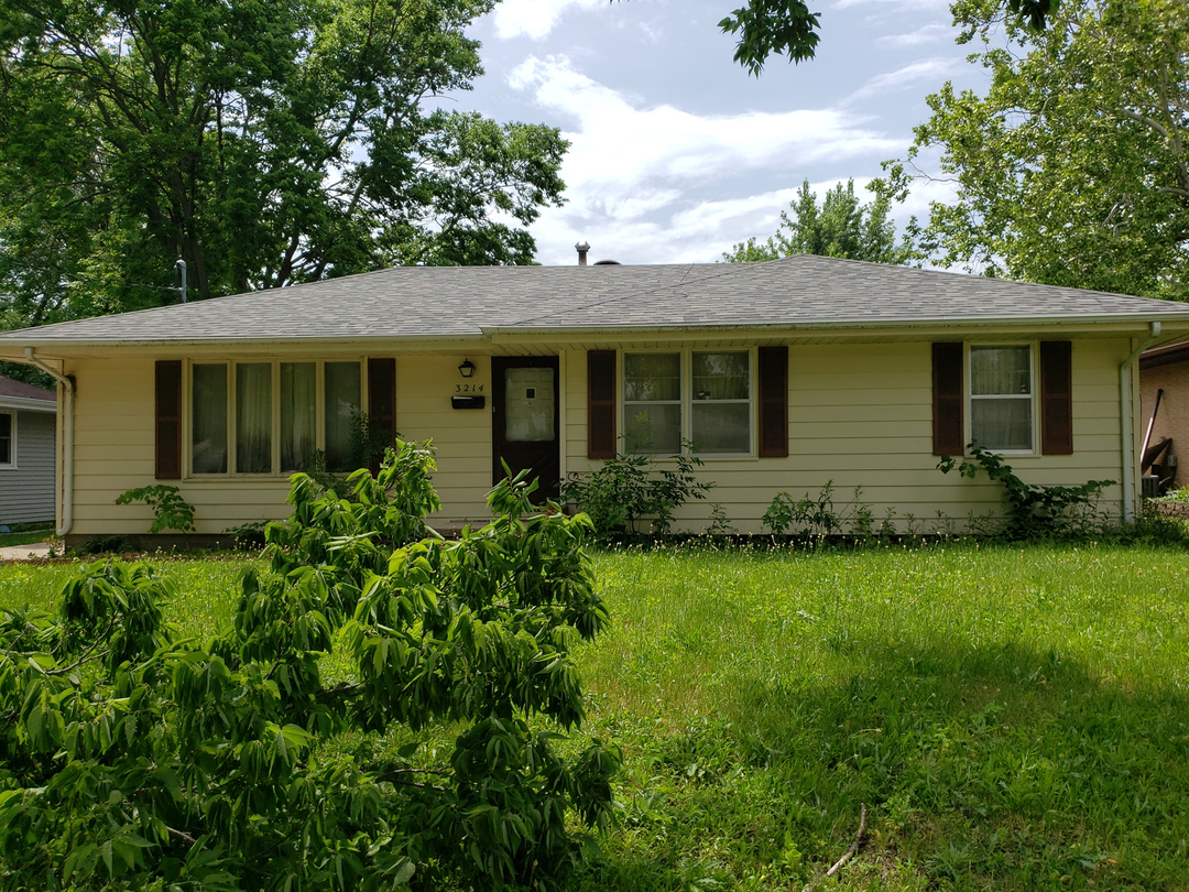 Lindlavista Way, Des Moines, IA 50310