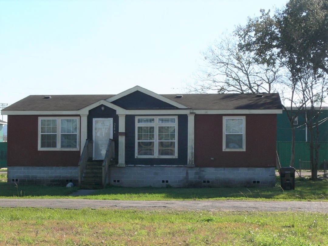 Derby Pl, New Orleans, LA 70119