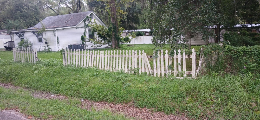 6552 Miriam St photo 2