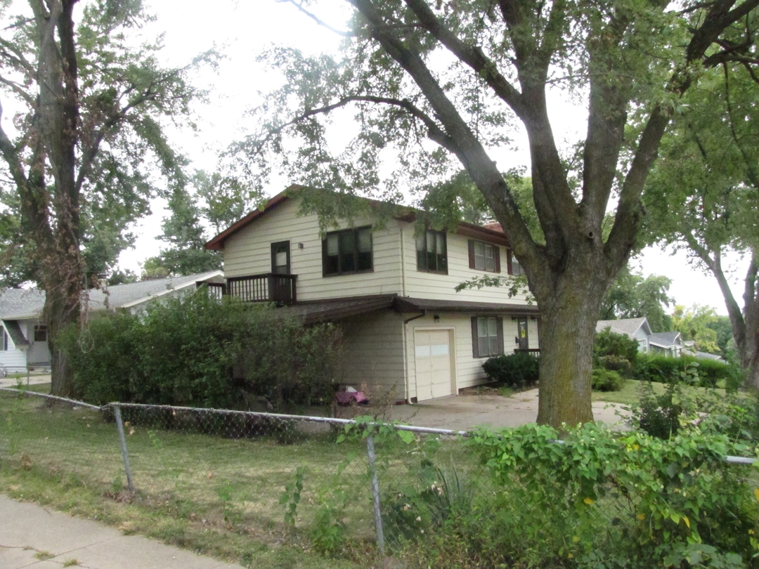 Ontario St, Omaha, NE 68124 #1