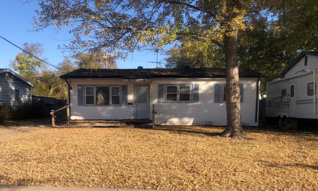 Grant St, Wichita, KS 67213