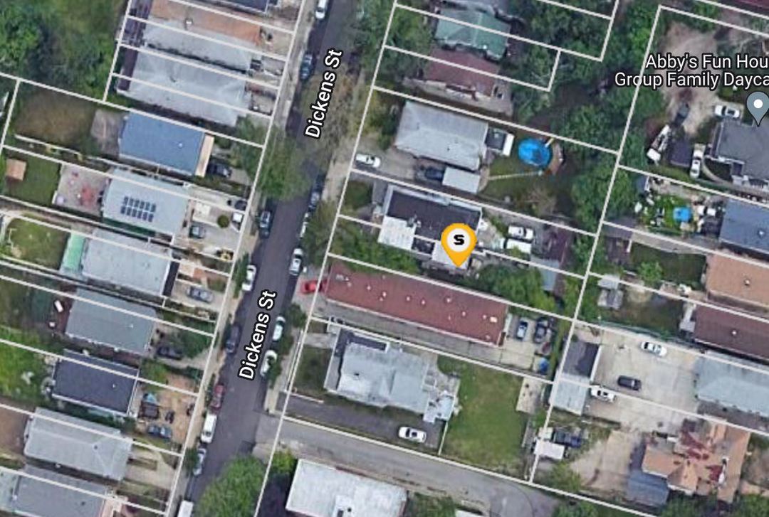 Dickens St, Far Rockaway, NY 11691