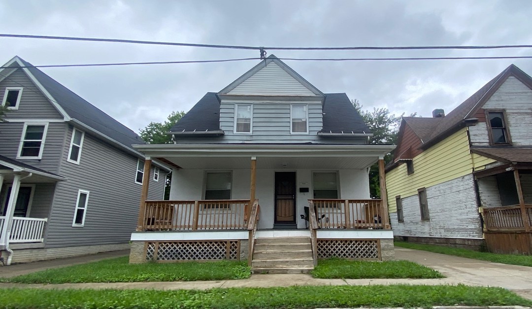 Elk Ave, Cleveland, OH 44108