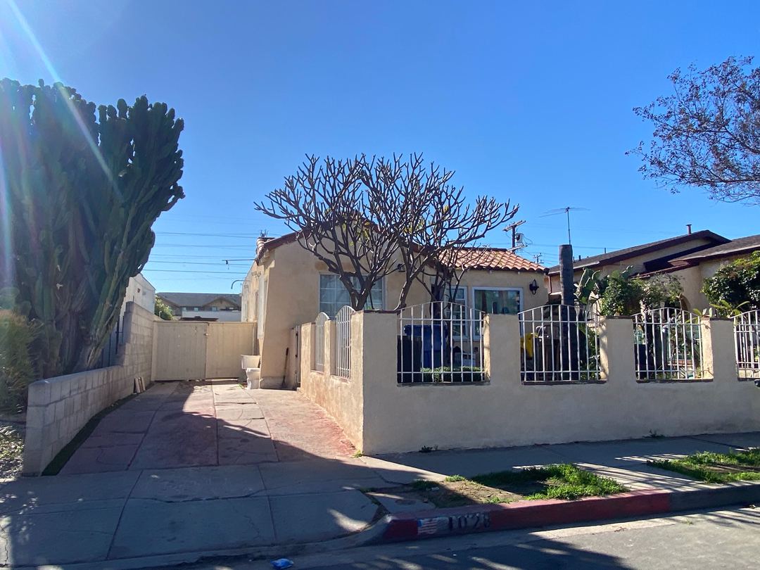 Alton St, Wilmington, CA 90744 #1