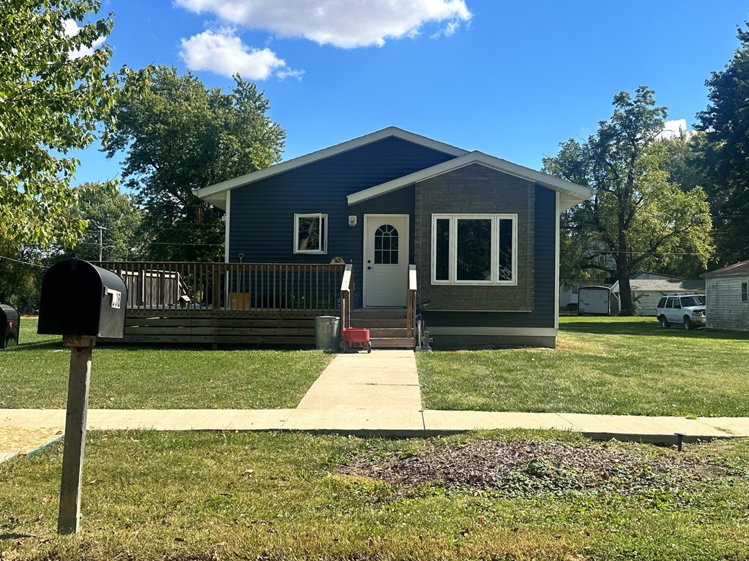 305 S Chestnut St, Winfield, IA 52659 ServiceLink Auction