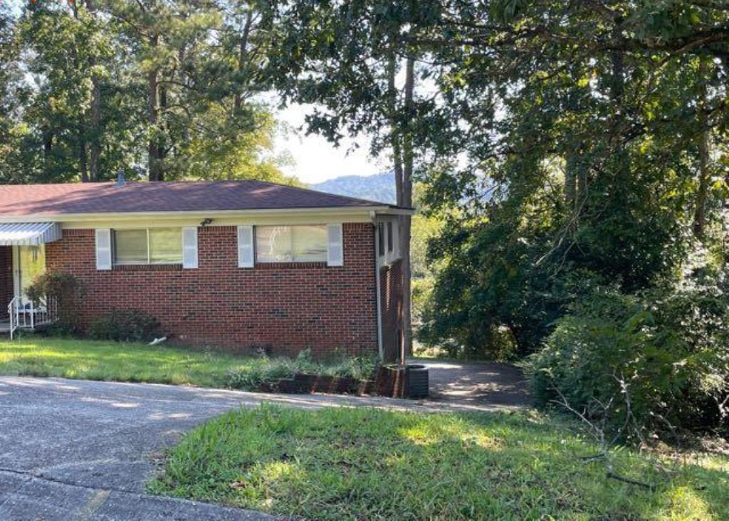 Tanglewood Cir, Birmingham, AL 35215 #1
