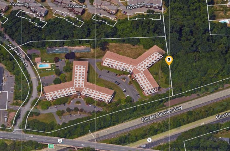 Cromwell Hills Dr, Cromwell, CT 06416