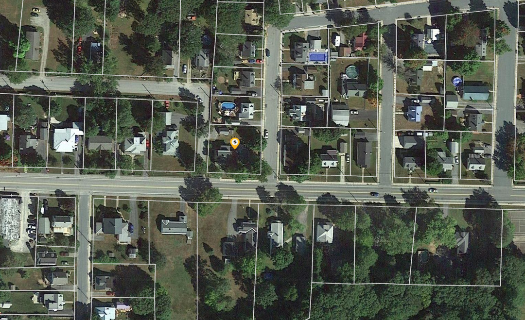 Maple Ave, Claremont, NH 03743