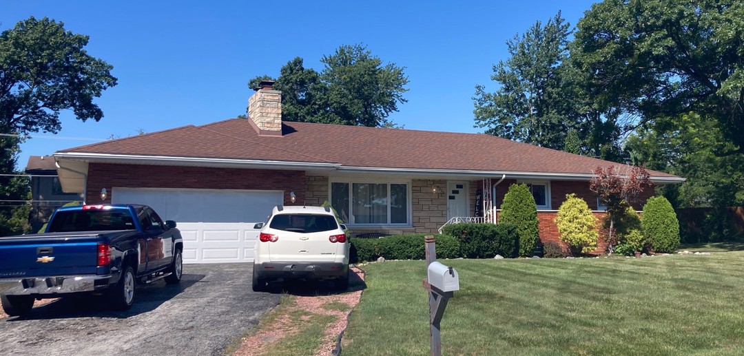 84th Ct, Hickory Hills, IL 60457