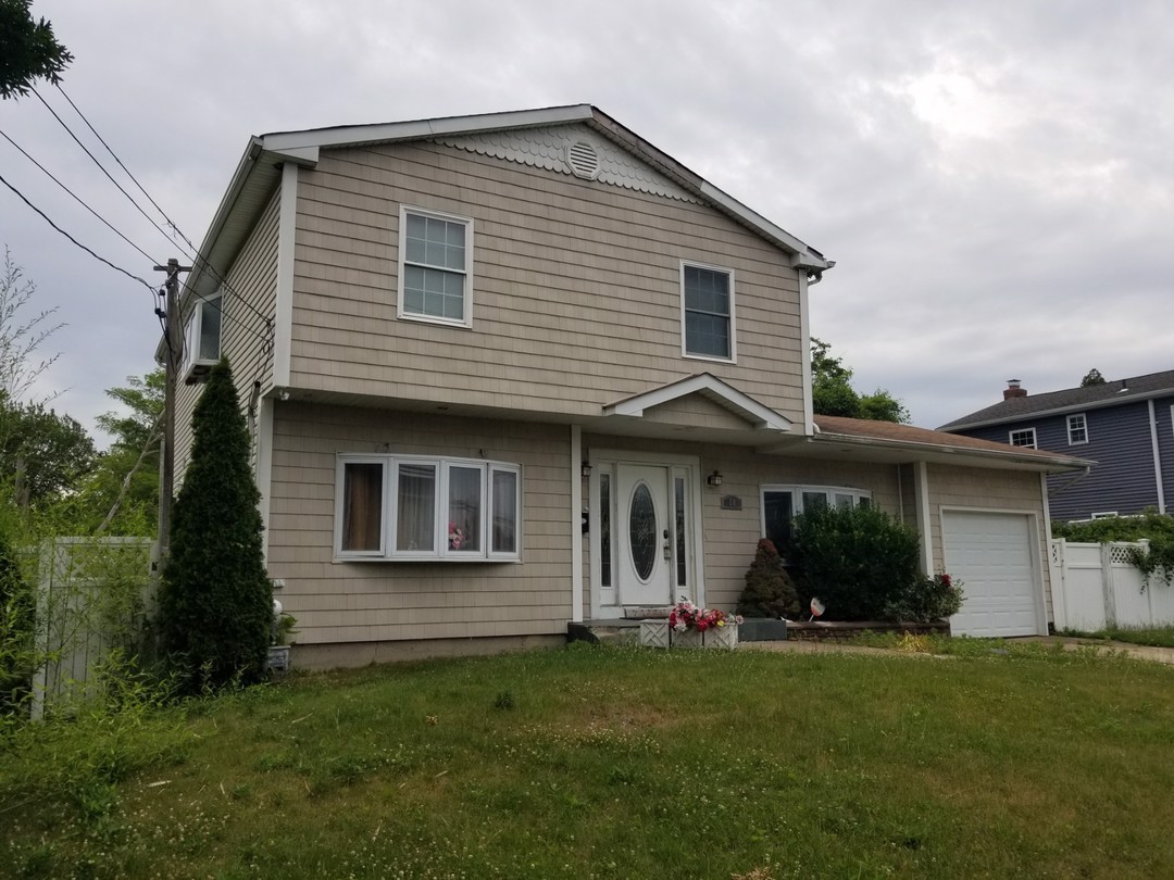 Lagoon Pl, East Islip, NY 11730 #1
