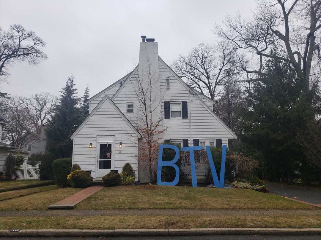 Norcross St, Rockville Centre, NY 11570 #1