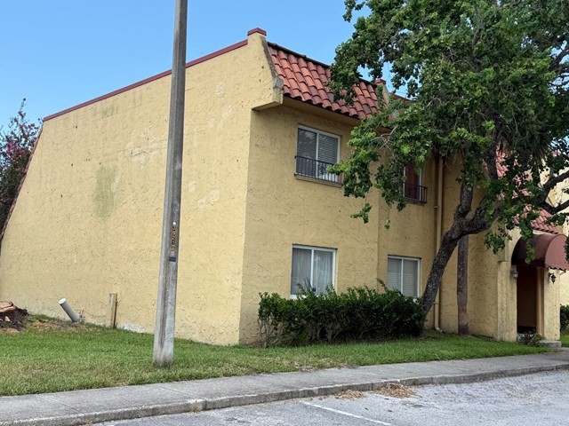 6552 La Mirada Dr photo 3