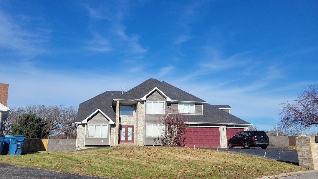 Huntley Woods Dr, Crete, IL 60417 #1