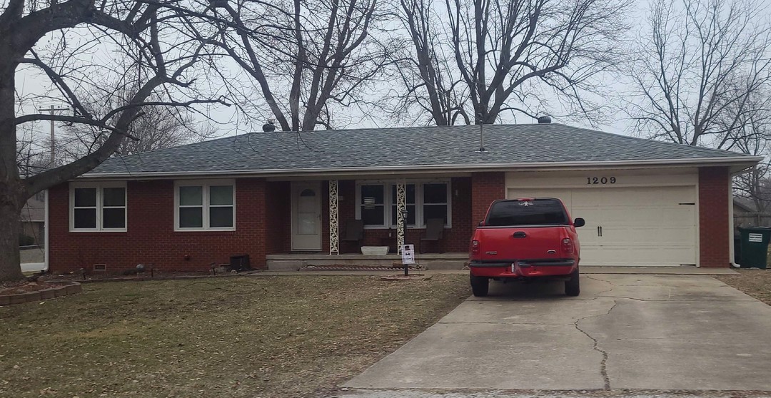 Smith St, Springfield, MO 65803