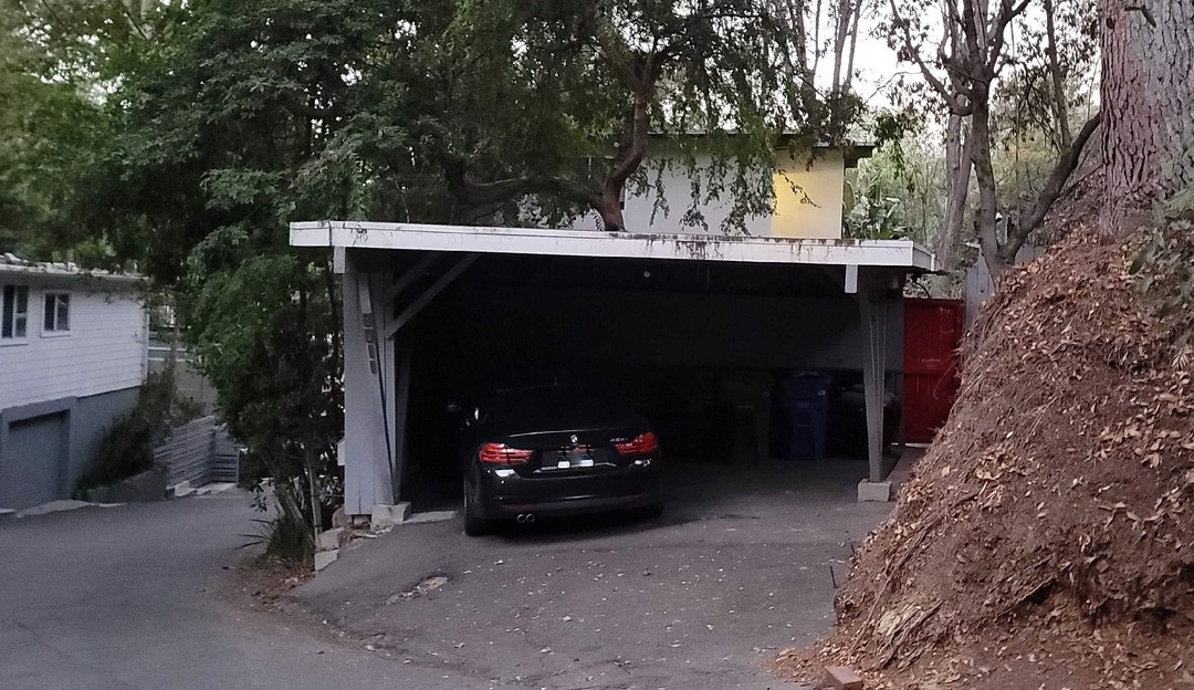 Willow Glen Rd, Los Angeles, CA 90046