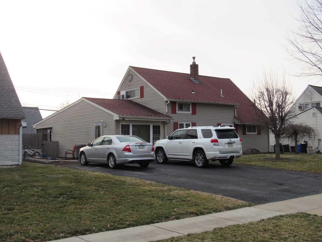 18 Newberry Lane, Levittown, PA 19054 ServiceLink Auction