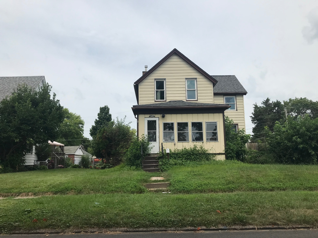 Jackson Ave, Davenport, IA 52802