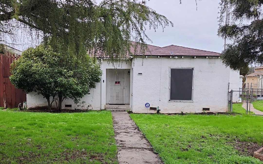 Olive Ave, Fresno, CA 93728